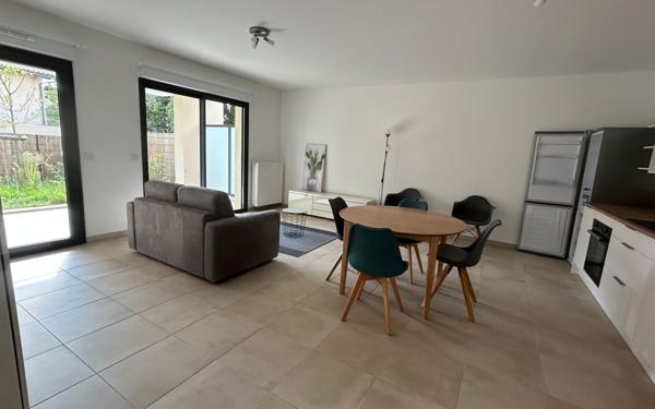 Appartement à vendre    3 pièces • 71,48 m2 Vaison-la-Romaine