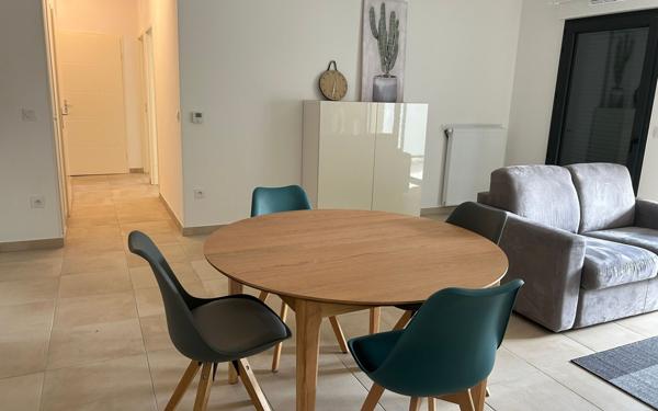 Appartement à vendre    3 pièces • 71,48 m2 Vaison-la-Romaine