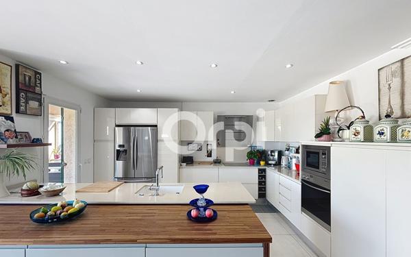 Maison à vendre    4 pièces •  Biot