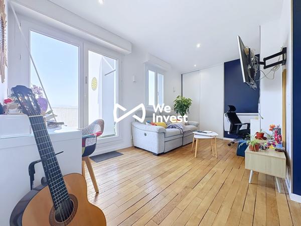 Appartement T2 avec terrasse panoramique et vue Pyrénées en centre-ville de Pau  Situé au 7ᵉ et dernier étage avec ascenseur, en plein cœur du centre-ville de Pau, ce superbe