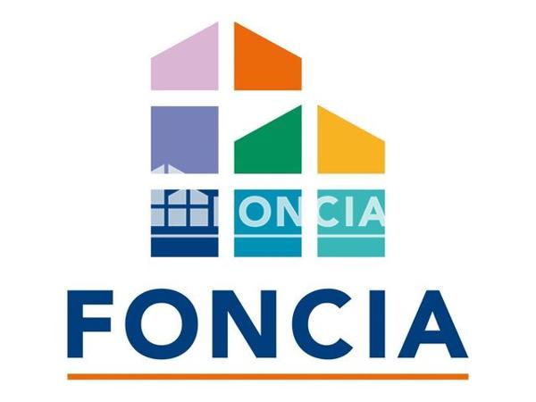 Location Parking - 18 PROMENADE DU CHATEAU Castelsarrasin 82100