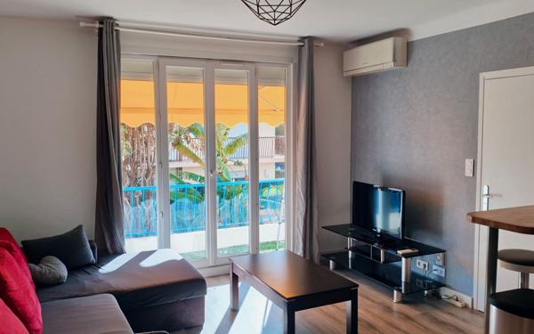 Appartement à louer    1 pièce •  Villeneuve-Loubet