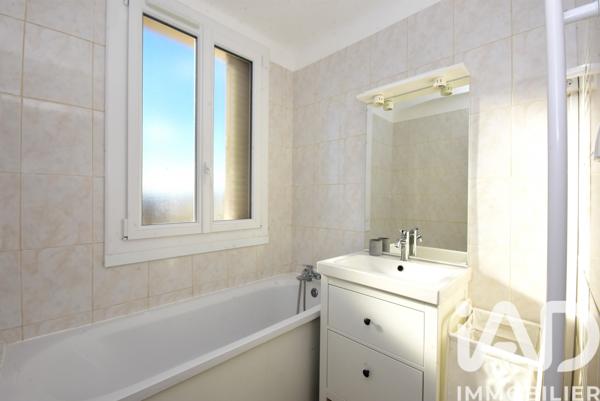 Appartement à vendre 4 pièces 63 m² Vénissieux