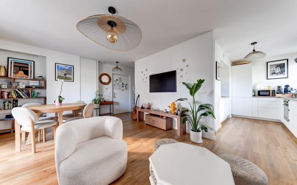 Appartement à vendre    3 pièces • 68 m2 Lyon 2