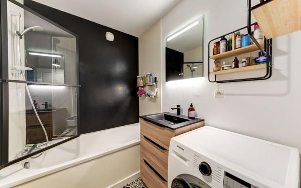 Appartement à vendre    3 pièces • 68 m2 Lyon 2