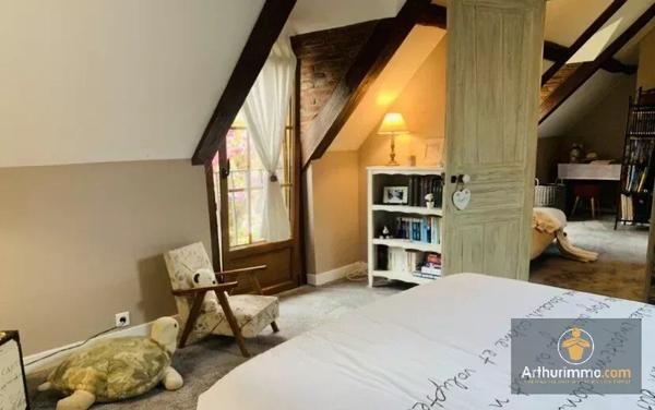 Vente                                                      Maison
                        
                     5 pièces                      140 m2                     à Beauvais