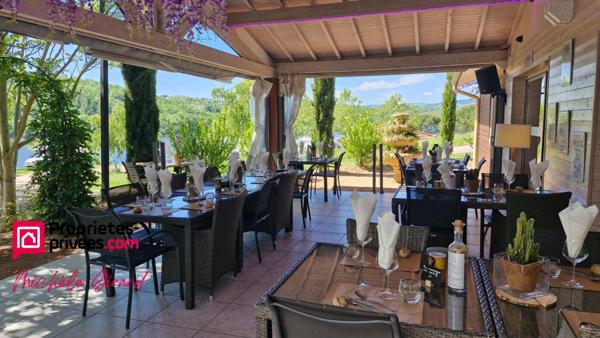 VILLEREST  -  RESTAURANT 160 COUVERTS, TERRASSE