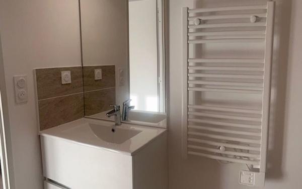 Appartement à vendre    2 pièces • 48,55 m2 Ollioules