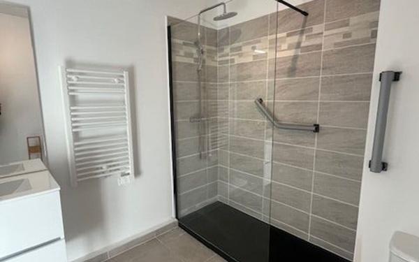 Appartement à vendre    2 pièces • 48,55 m2 Ollioules