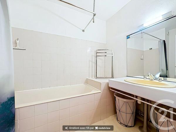 Appartement F1 à vendre  1 pièce - 28,20 m 2   PERIGUEUX  - 24