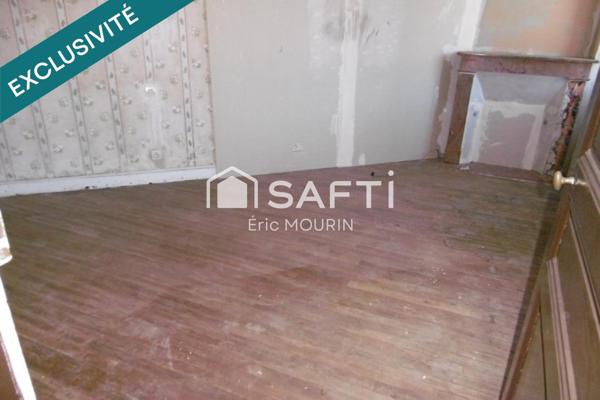 Cette belle maison familial avec beaucoup de potentiel.