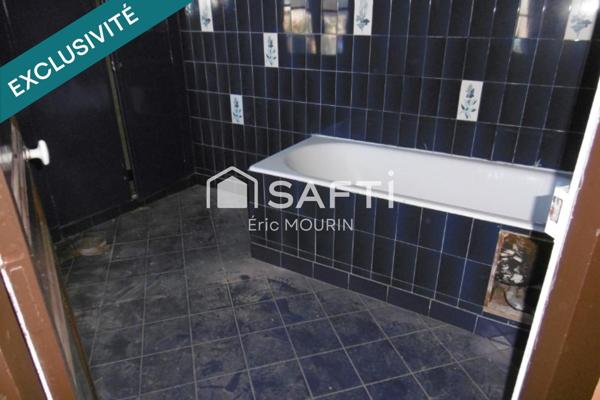 Cette belle maison familial avec beaucoup de potentiel.