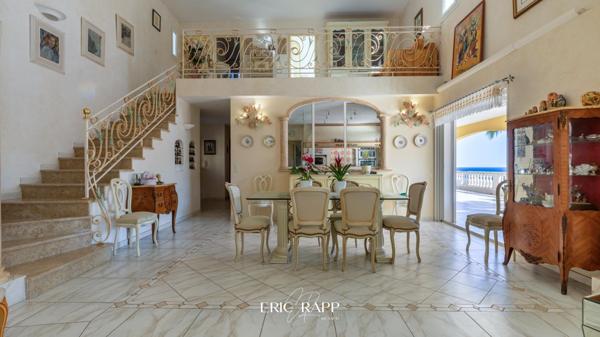 Villa offrant une belle vue mer + F3 indépendant