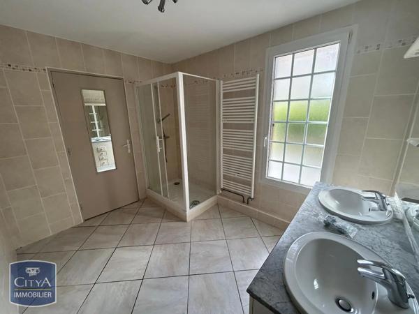 Maison à louer 5 pièces 101.98m² Cricquebœuf (14113)