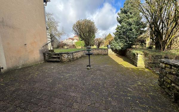 Maison à vendre    4 pièces •  Esprels