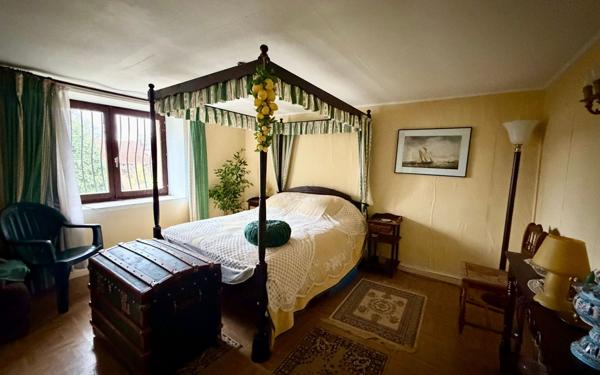 Maison à vendre    4 pièces •  Esprels