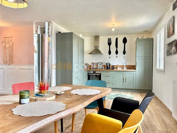 Vente
                Maison126 m² - 7 Pièces -
                    ISIGNY SUR MER (14230)