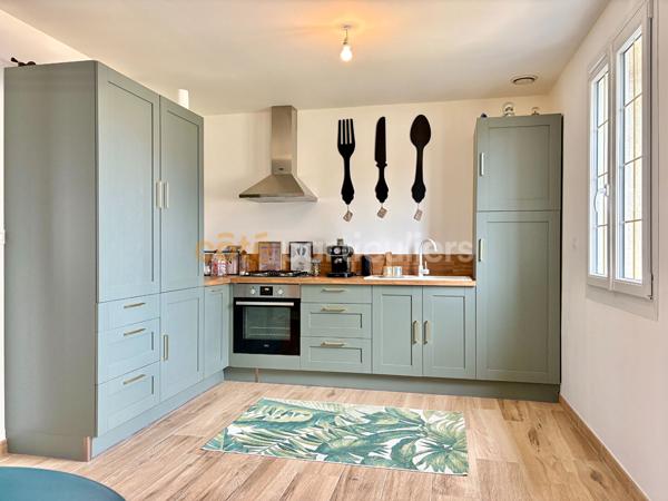 Vente
                Maison126 m² - 7 Pièces -
                    ISIGNY SUR MER (14230)