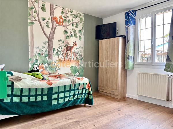Vente
                Maison126 m² - 7 Pièces -
                    ISIGNY SUR MER (14230)