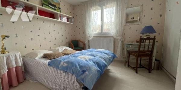 A vendre - Châlons-en-Champagne - Maison T6 de 97 m² 

Secteur Croix Jean-Robert, à proximité...