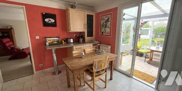 A vendre - Châlons-en-Champagne - Maison T6 de 97 m² 

Secteur Croix Jean-Robert, à proximité...