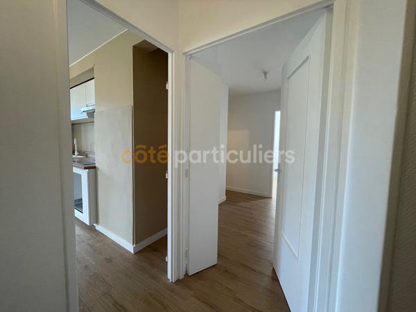 Vente
                Appartement80 m² - 4 Pièces -
                    CENON (33150)