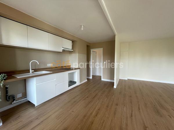 Vente
                Appartement80 m² - 4 Pièces -
                    CENON (33150)