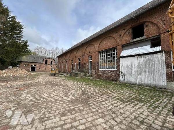 Grange à aménager - SAINT-QUENTIN