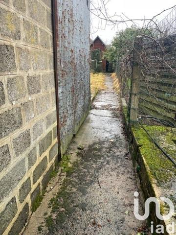 Maison 3 pièces de 130 m² à Landelles-et-Coupigny (14380)