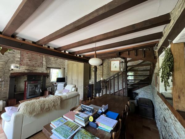 Bayeux (14400) Maison T5 de 120m2 - Terrain 1 950m2