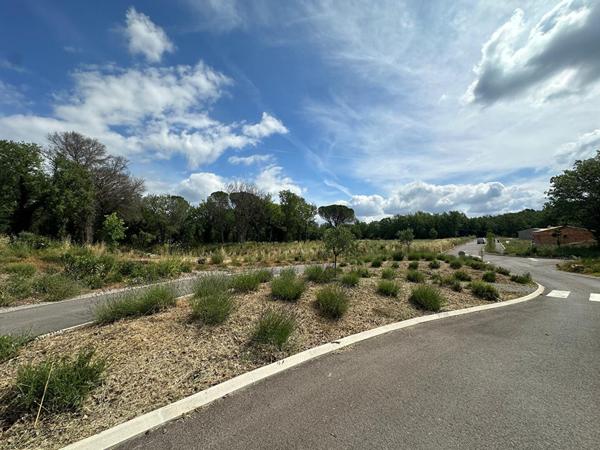 Achat terrain Tourrettes - 2256 m² - 295 000 €