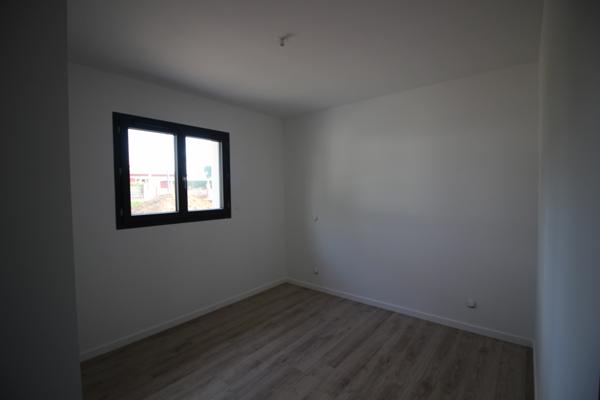 Fabas (82170) SUD MONTAUBAN, MAISON NEUVE T5+GARAGE PLAIN-PIED