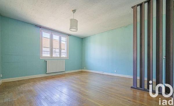 Maison 8 pièces de 229 m² à Les Monthairons (55320)