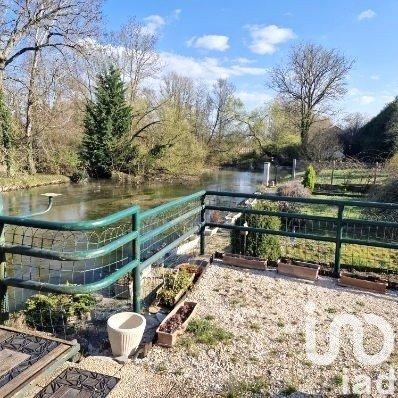 Maison 8 pièces de 229 m² à Les Monthairons (55320)