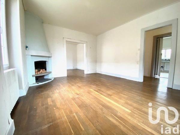 Maison 8 pièces de 229 m² à Les Monthairons (55320)