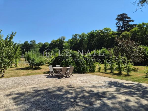 Château des XVe, XVIe et XVIIe siècles au cœur d'un parc de 16 hectares proche de Blois