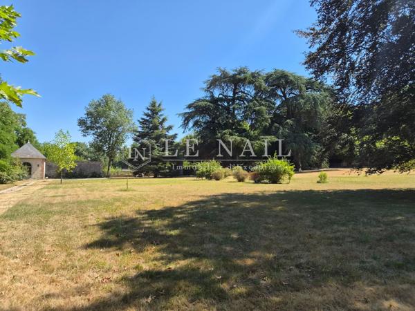 Château des XVe, XVIe et XVIIe siècles au cœur d'un parc de 16 hectares proche de Blois