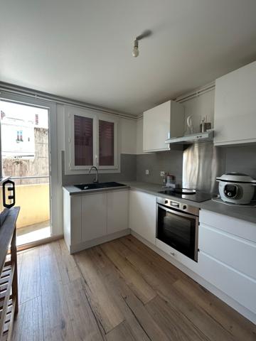 Appartement
                                                                                                                                                                                                                                                                                                                        3 pièce(s)                                                                                                                                                                                                          2 chambre(s)                                                                                                                                                                                                          69  m²
