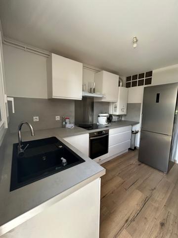 Appartement
                                                                                                                                                                                                                                                                                                                        3 pièce(s)                                                                                                                                                                                                          2 chambre(s)                                                                                                                                                                                                          69  m²