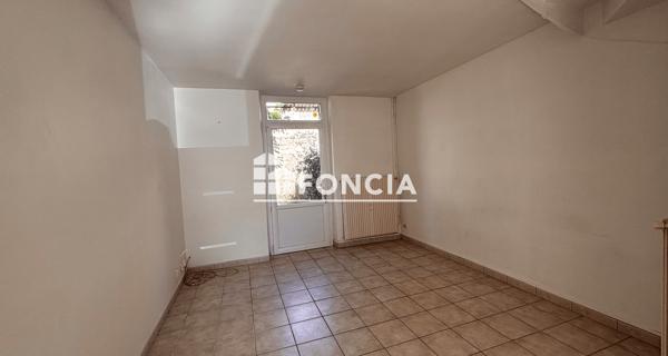 Location Appartement 3 pièces 47.11 m² - Casteljaloux 47700