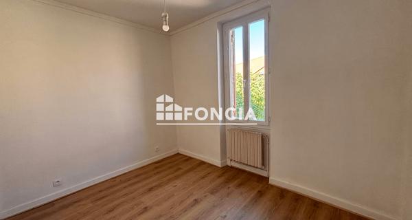 Location Appartement 3 pièces 47.11 m² - Casteljaloux 47700