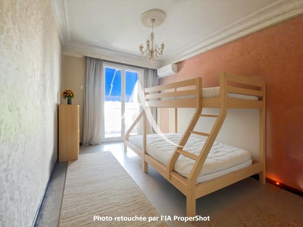 A vendre appartement 3 pièces traversant - Cannes secteur Broussailles - Parking et cave