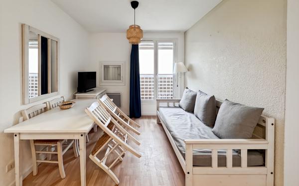 Appartement à vendre    3 pièces • 40 m2 La Londe-les-Maures