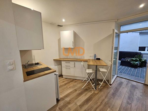 T2 Meublé Nantes Centre – Cour Privative