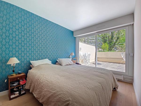 APPARTEMENT / MAISON AVEC BOX AU CALME