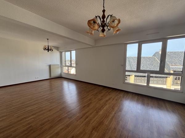 AURILLAC (150000) 4 pièces  Dernier Etage
