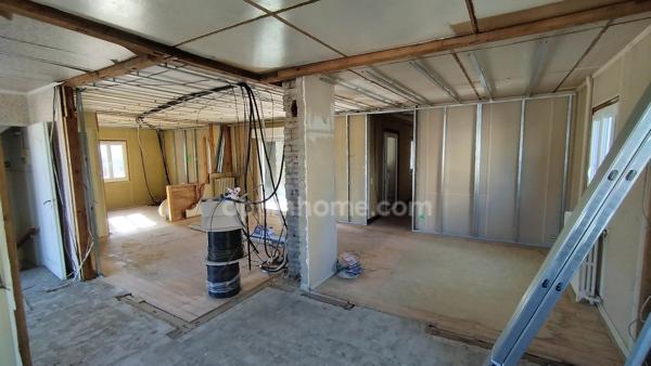 Maison de type chalet à vendre - 187 m² habitables à agencer