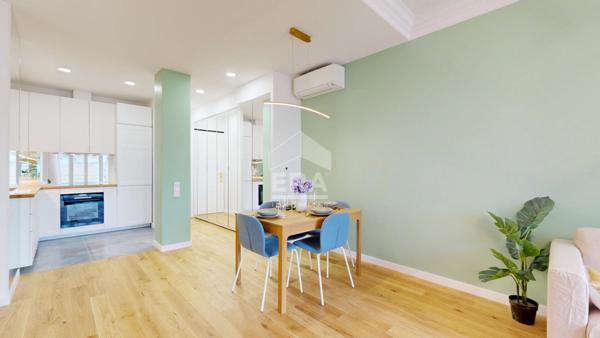 NICE - PLACE FRANKLIN : MAGNIFIQUE 3 PIÈCES TRAVERSANT AVEC BALCON