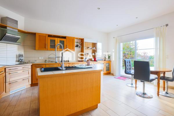 3 suites parentales, terrain piscinable, garage