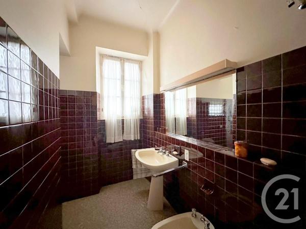 Immeuble à vendre  522,19 m2 HENDAYE - 64